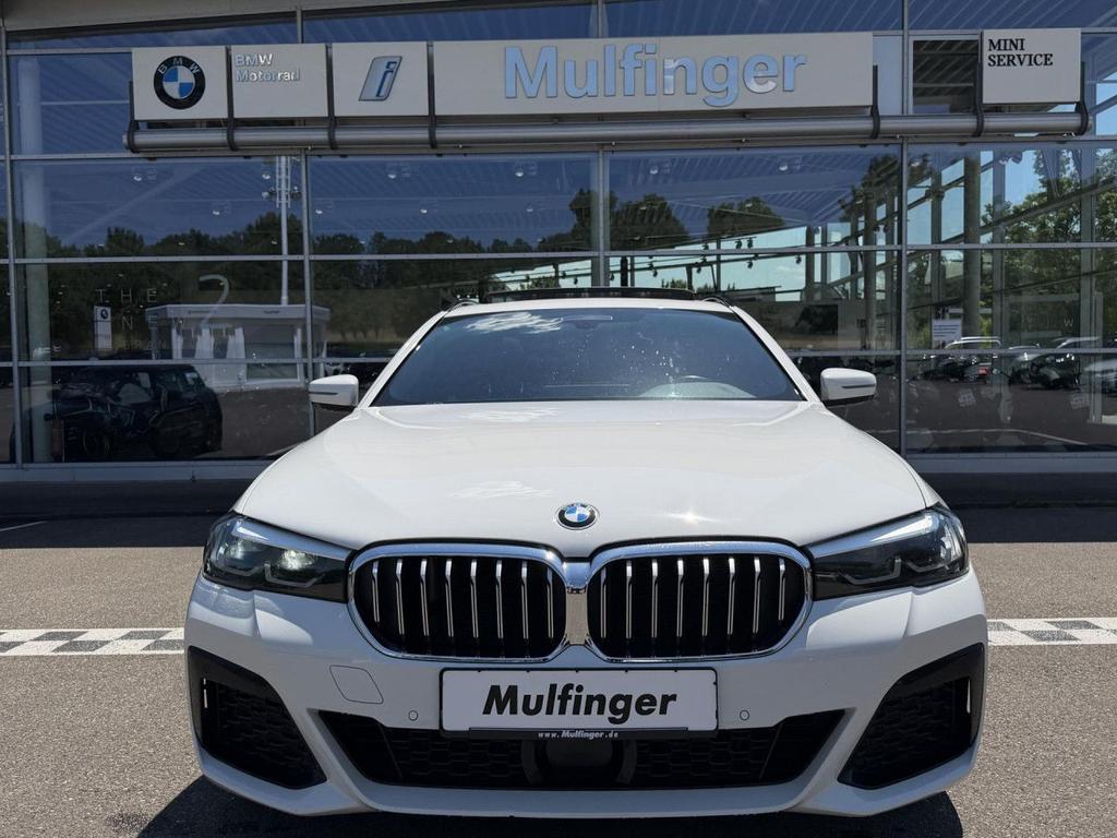 BMW 530 2023