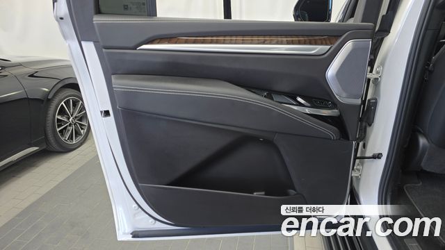 Cadillac Escalade 2025