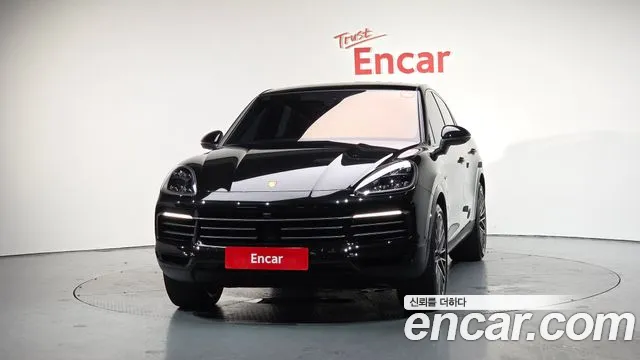 Porsche Cayenne 2023