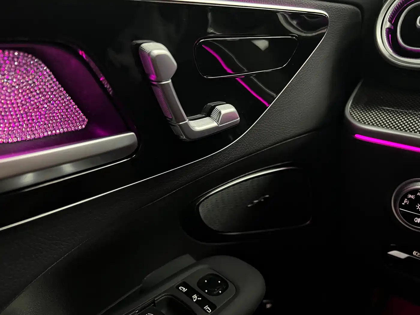 Mercedes-Benz C-Класс 2025
