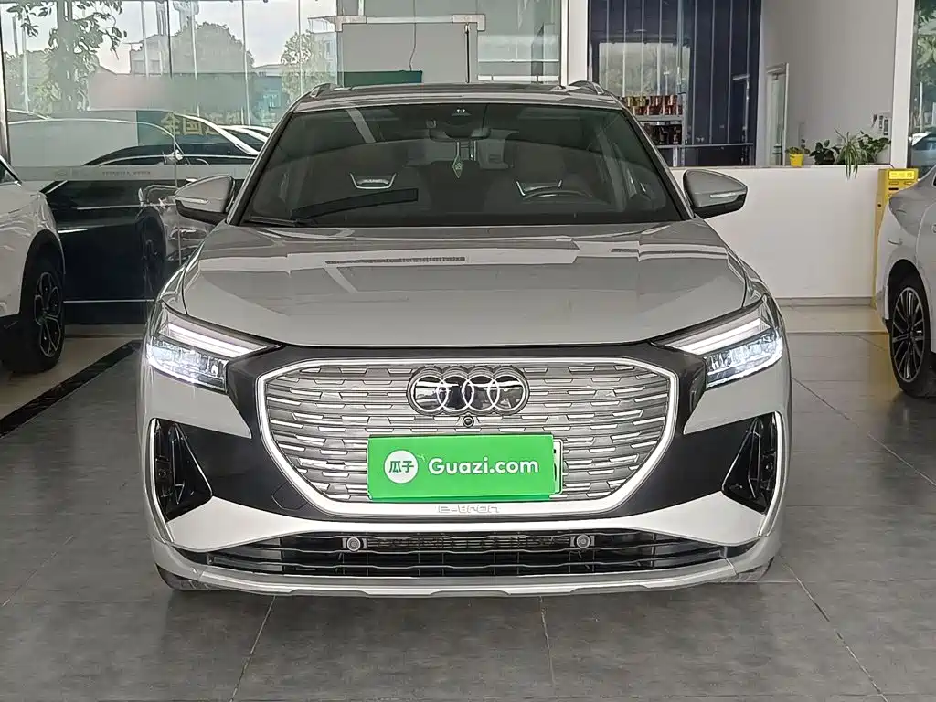 Audi Q4 e-tron 2023