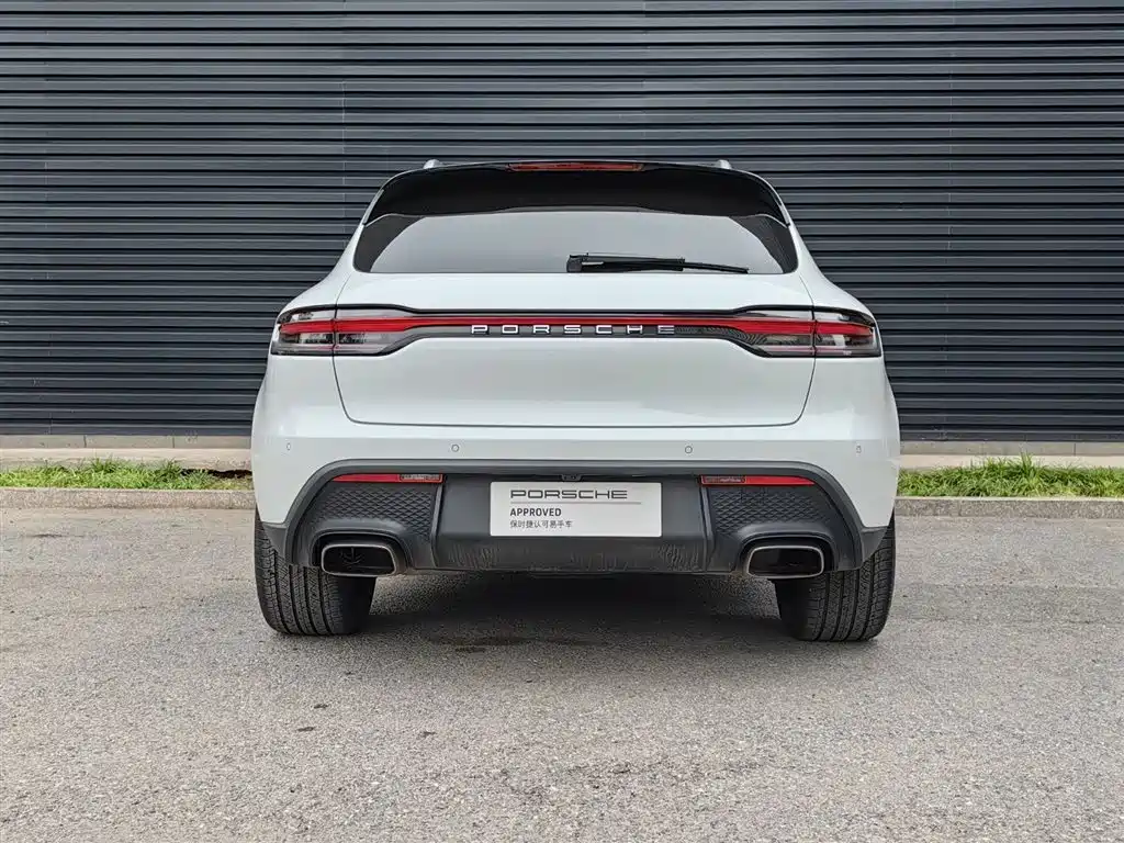 Porsche Macan 2024