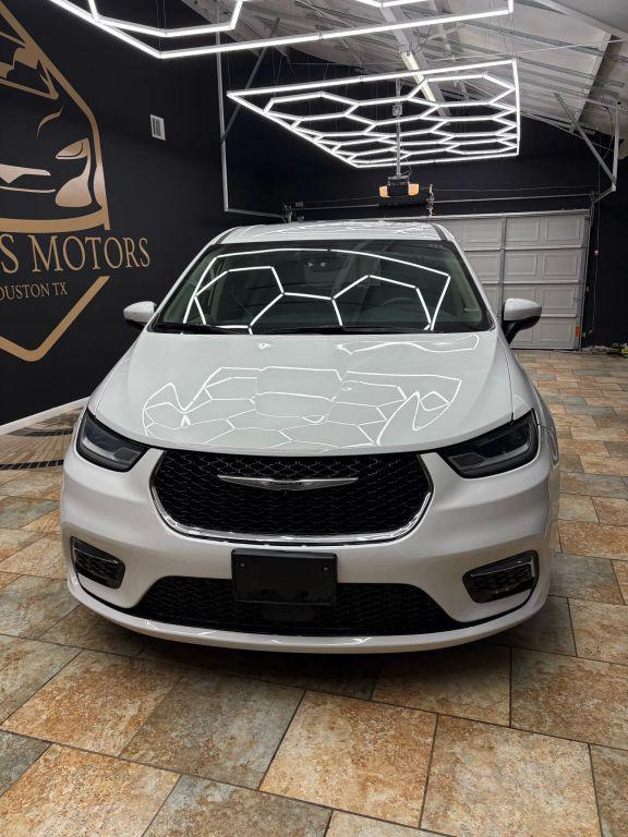 Chrysler Pacifica 2023