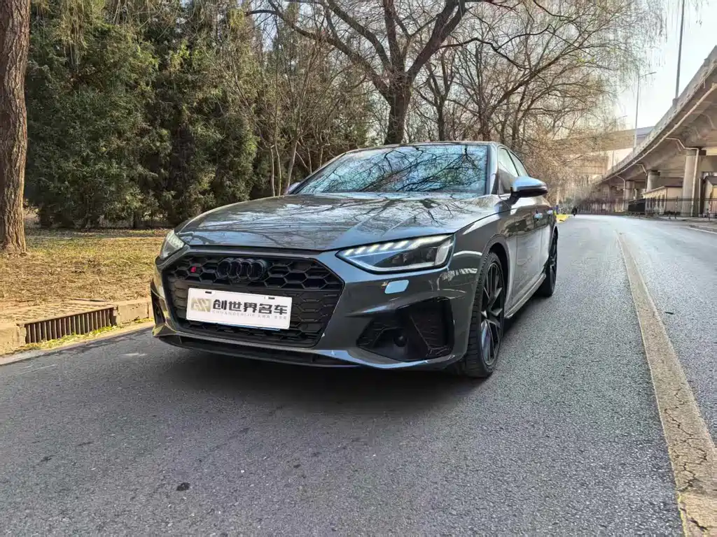 Audi S4 2023