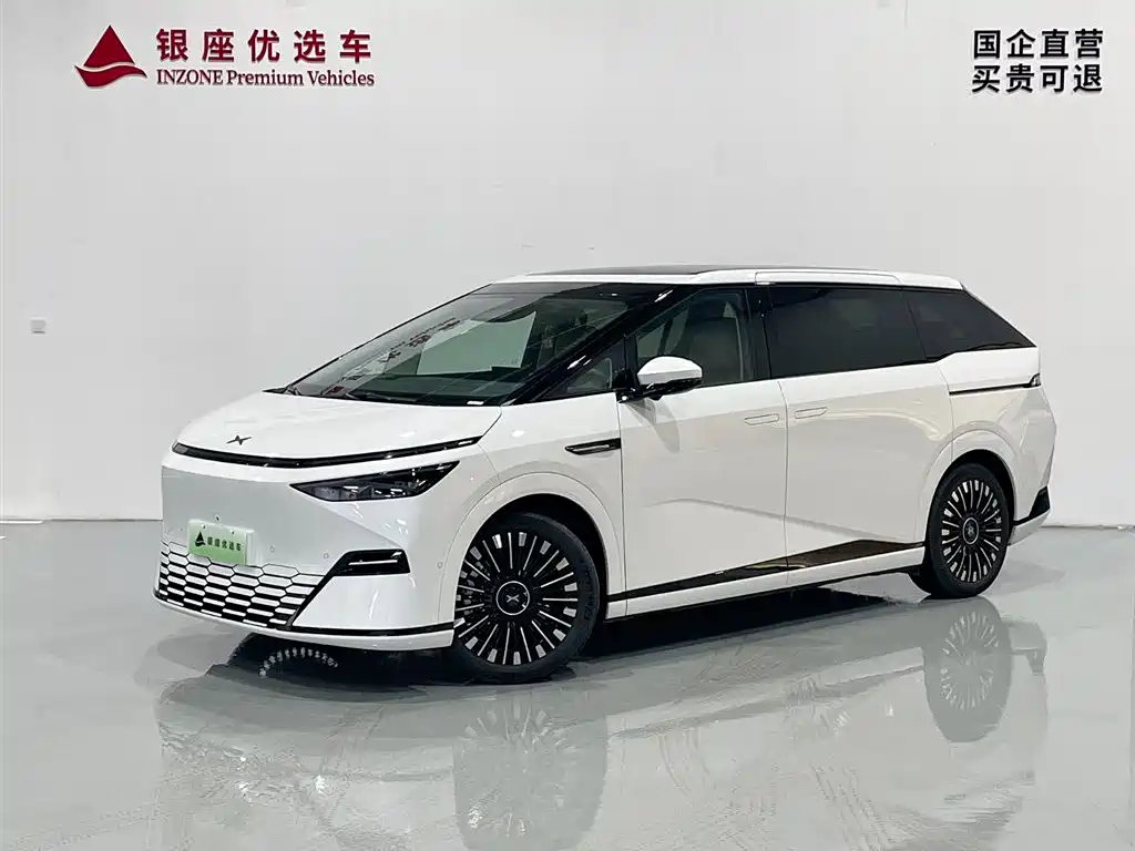 Xpeng X9 2025