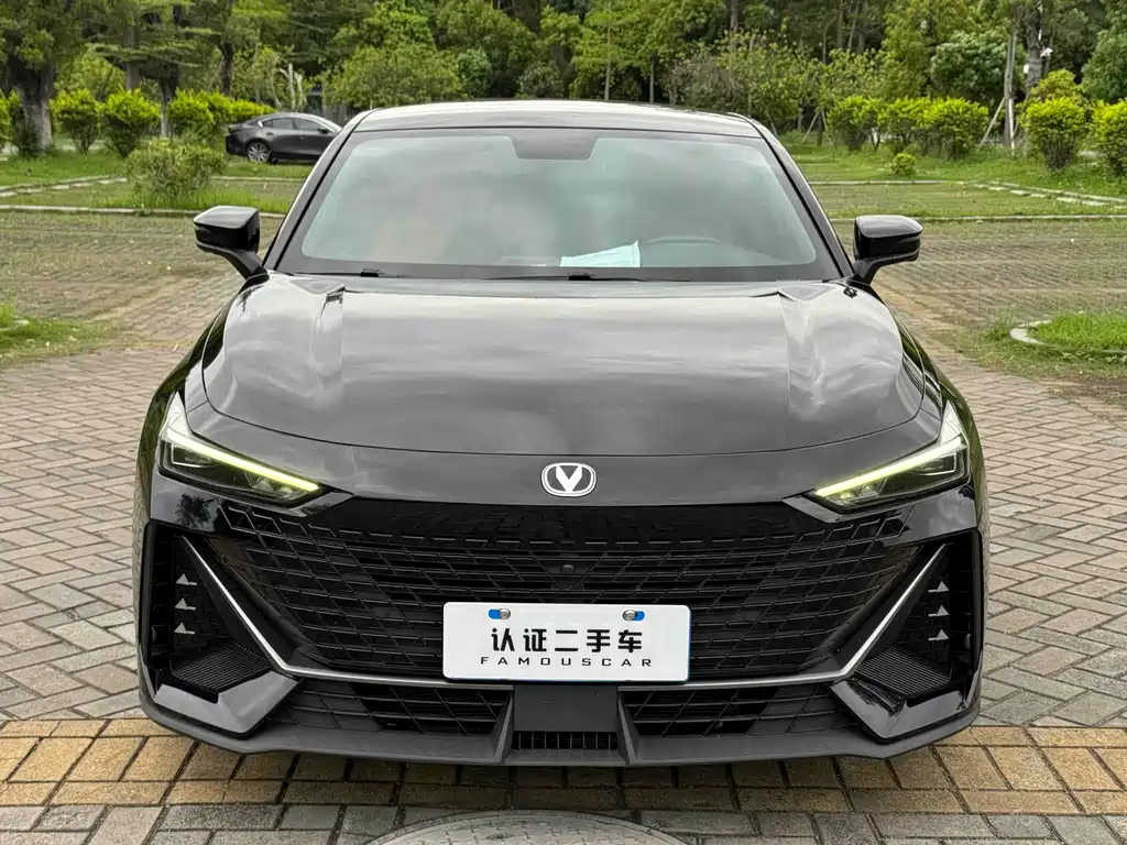 Changan UNI-V 2022