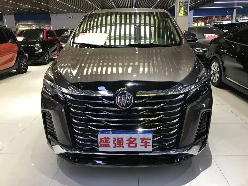 Buick GL8 2023