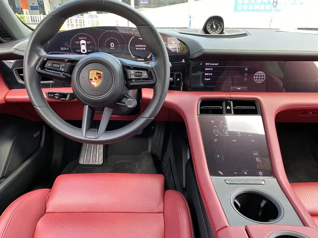 Porsche Taycan 2022