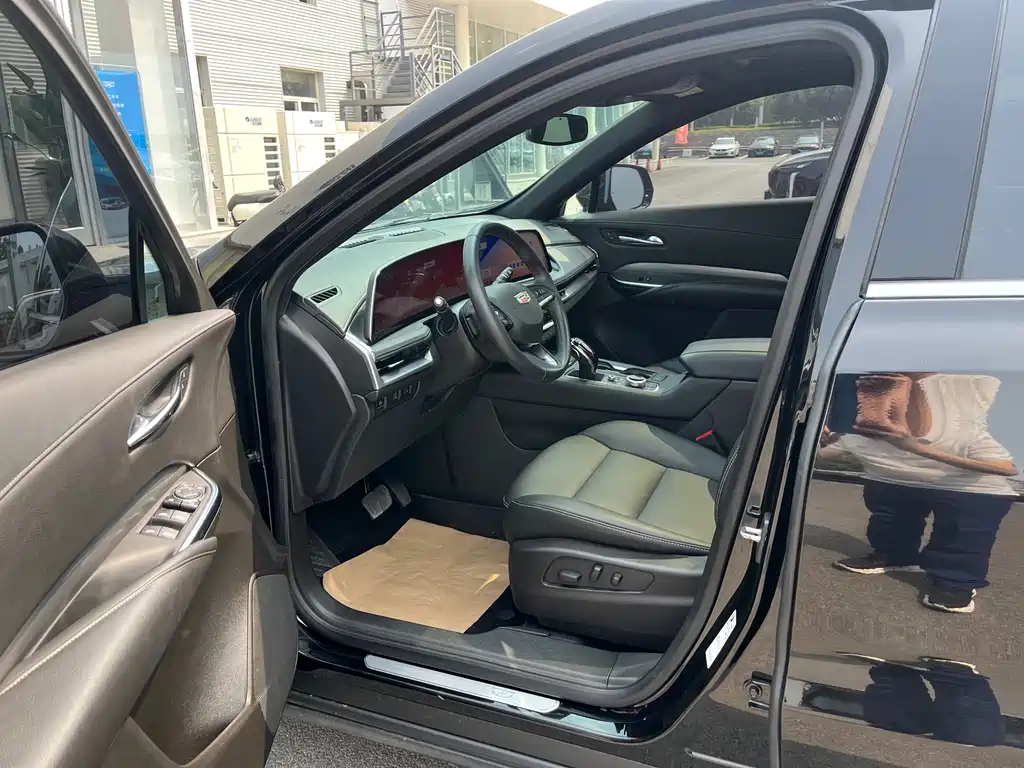 Cadillac XT4 2023