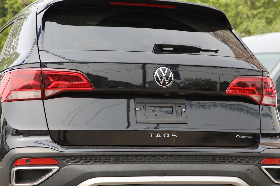 Volkswagen Taos 2024