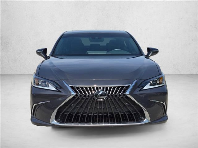 Lexus ES 2024