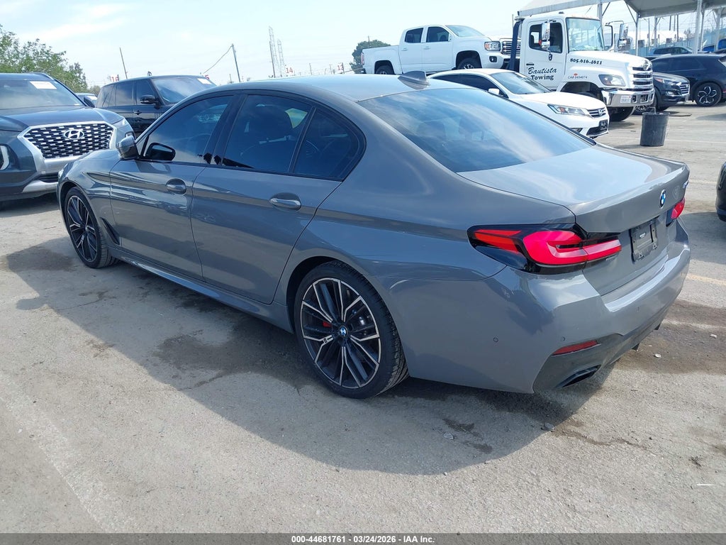 BMW 540 2022