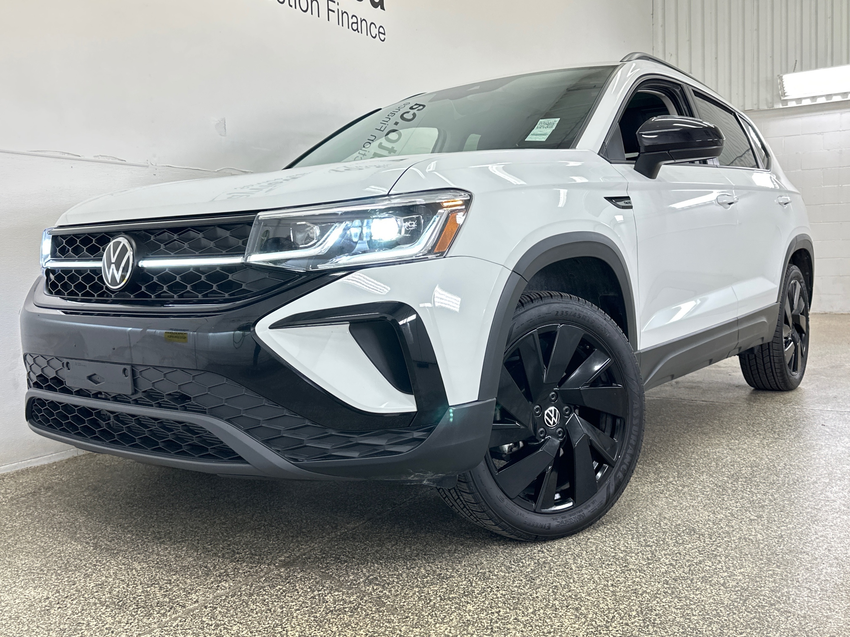 Volkswagen Taos 2024