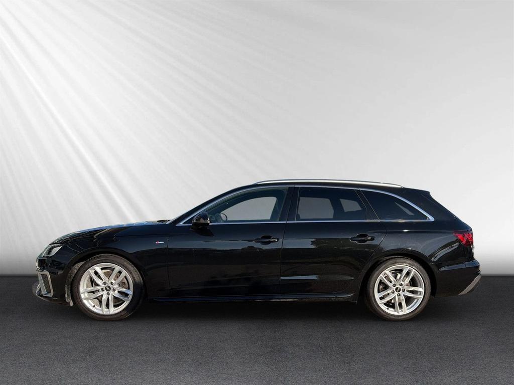 Audi A4 2022