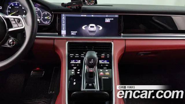 Porsche Panamera 2020