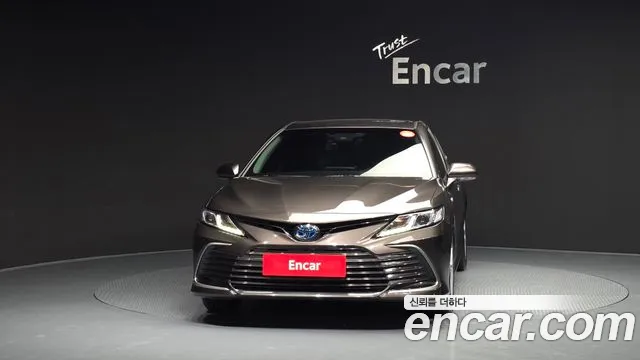 Toyota Camry 2021