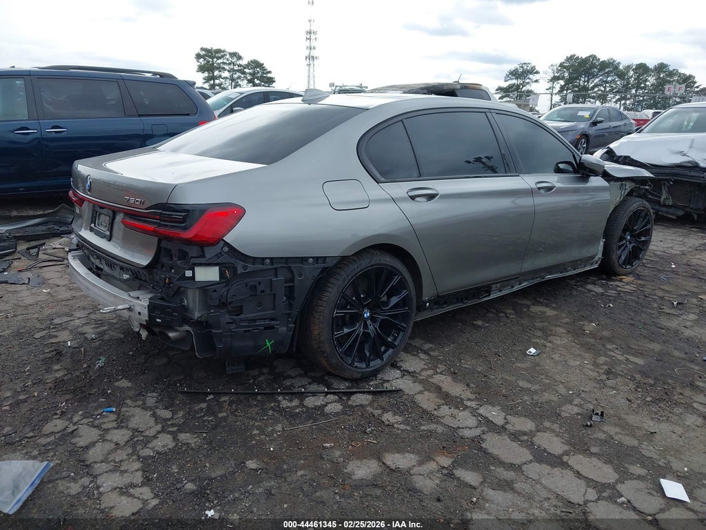 BMW 750 2021