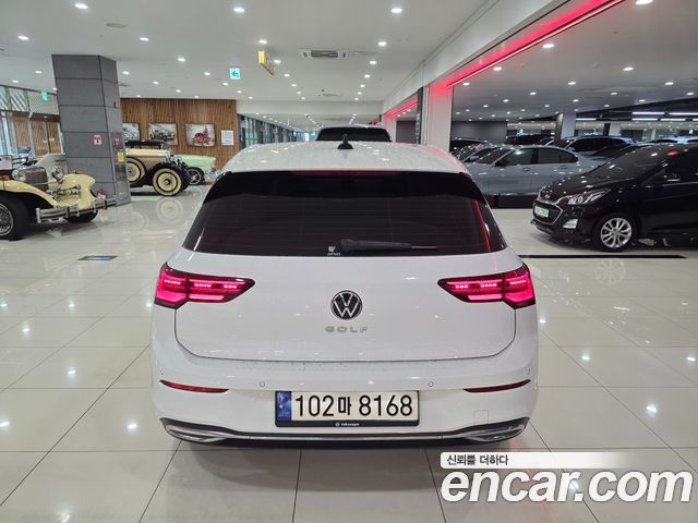 Volkswagen Golf 2023
