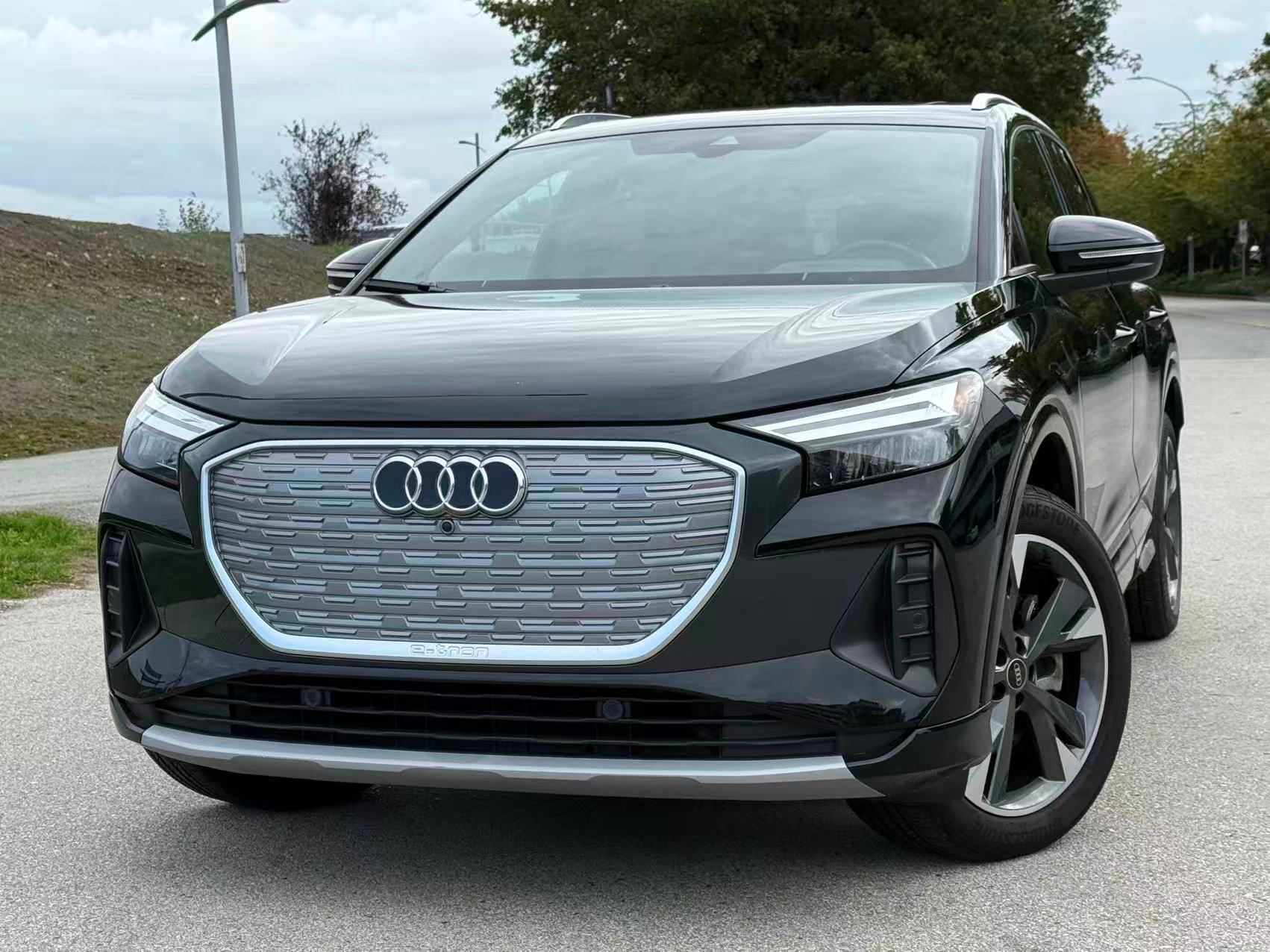 Audi Q4 e-tron 2024