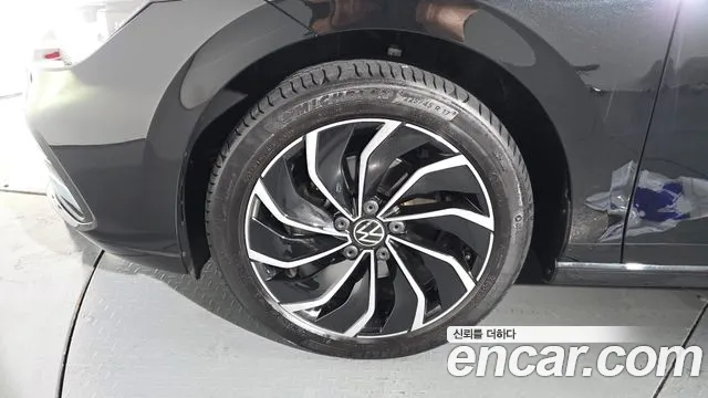 Volkswagen Golf 2024