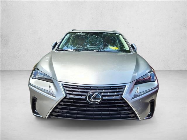 Lexus NX 300 2021