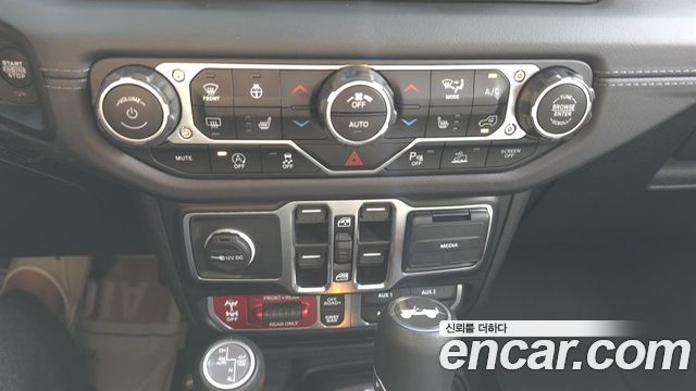 Jeep Wrangler 2024