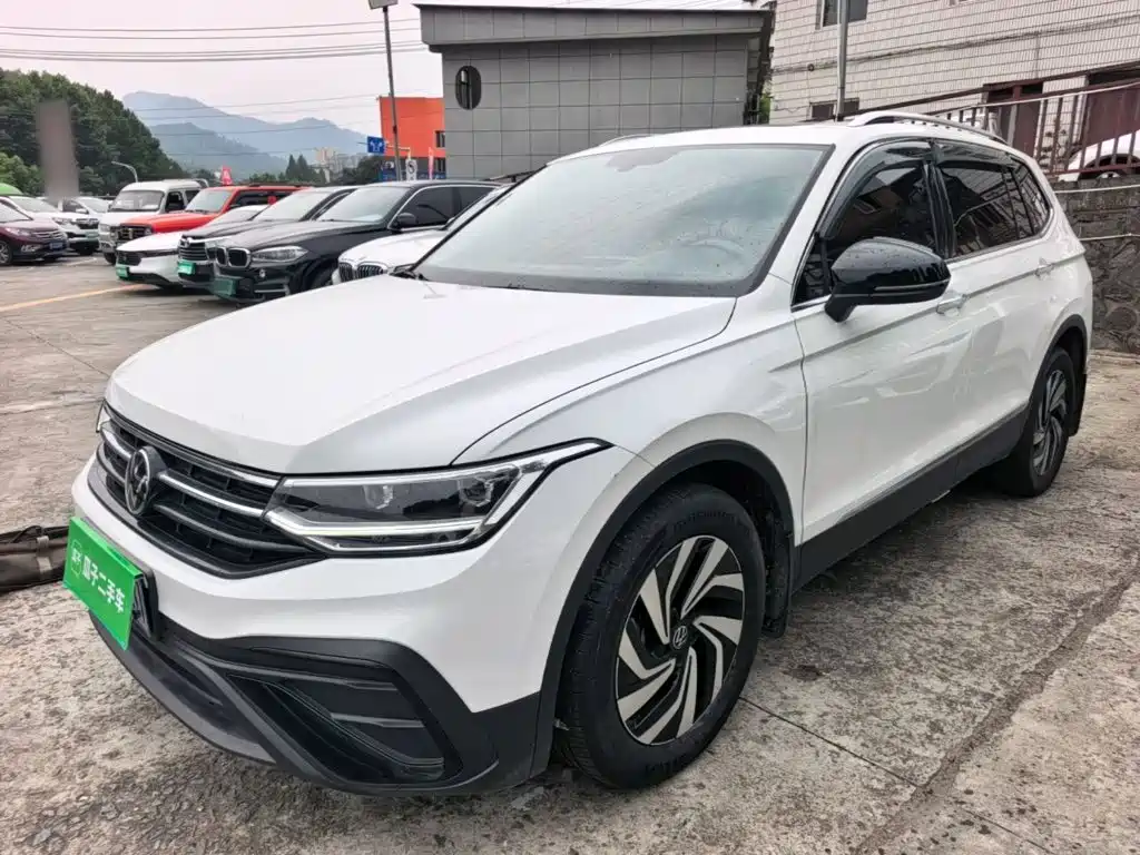 Volkswagen Tiguan 2024