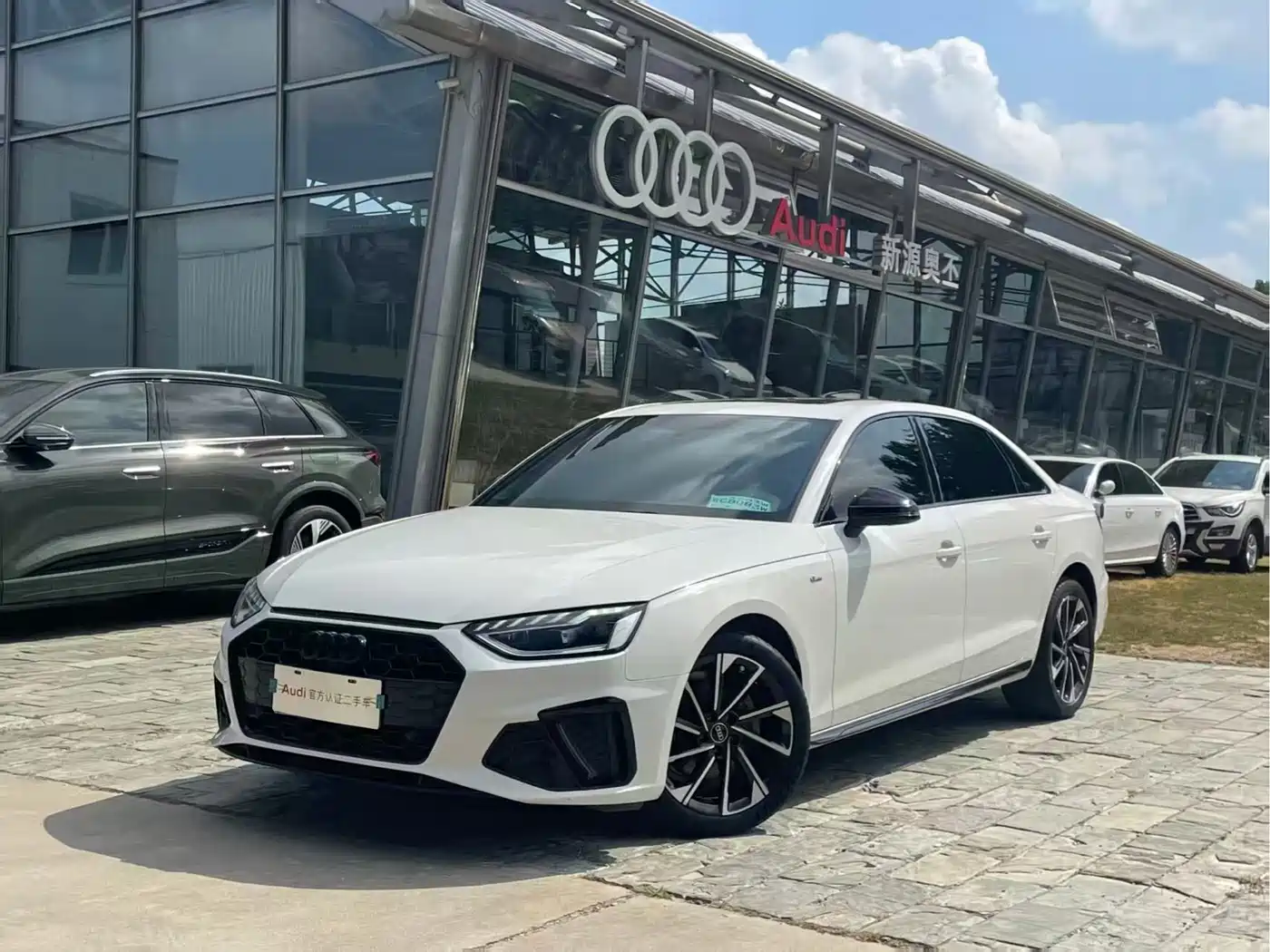 Audi A4 2023
