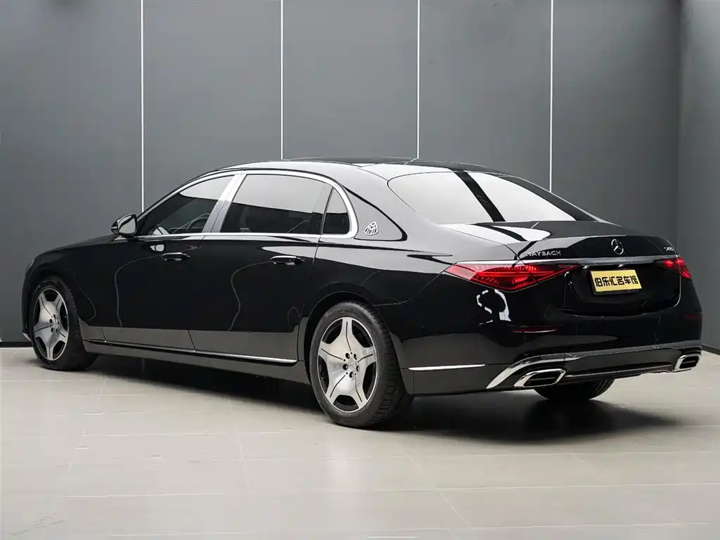 Mercedes-Benz Maybach S-Класс 2023
