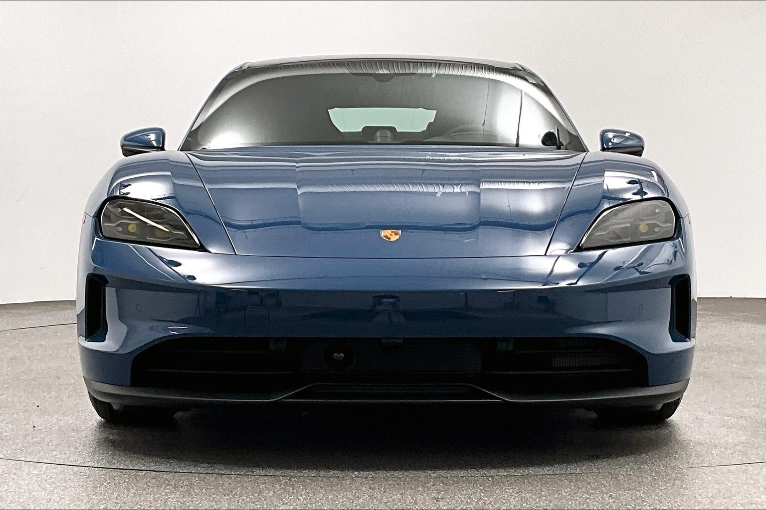 Porsche Taycan 2025