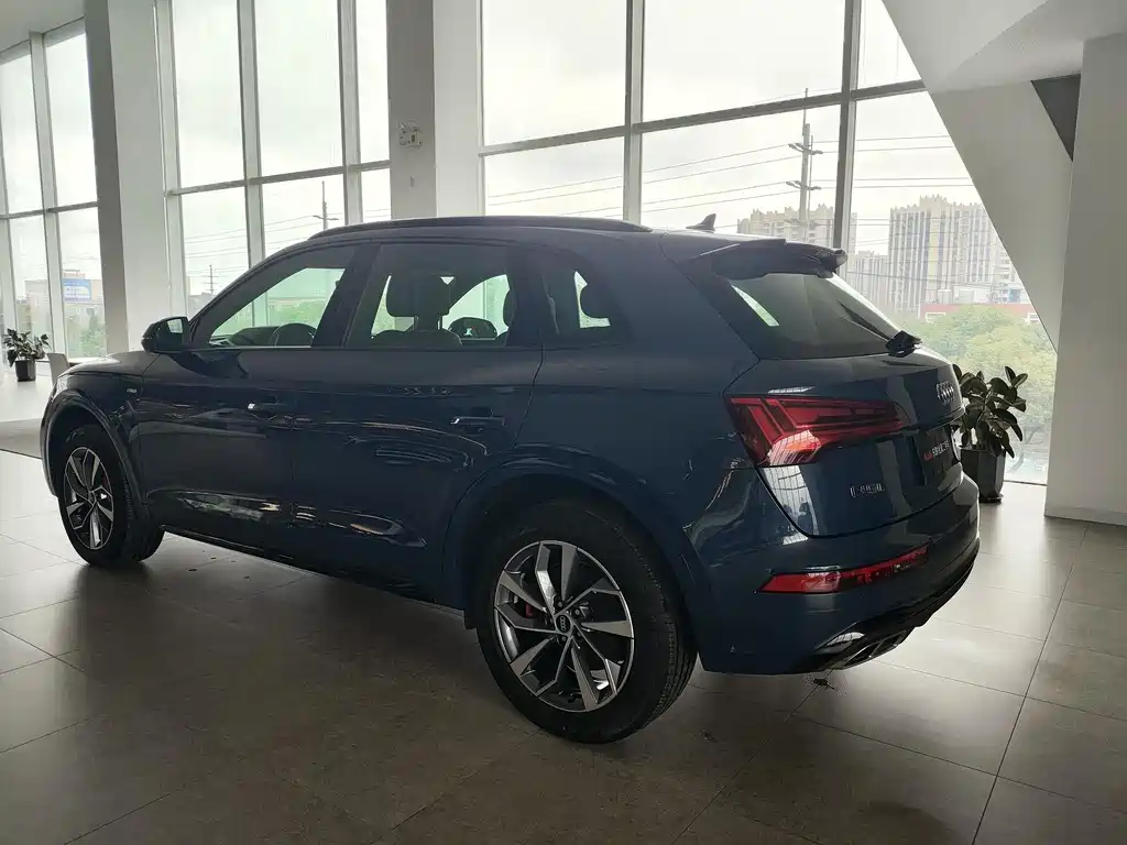 Audi Q5 2025