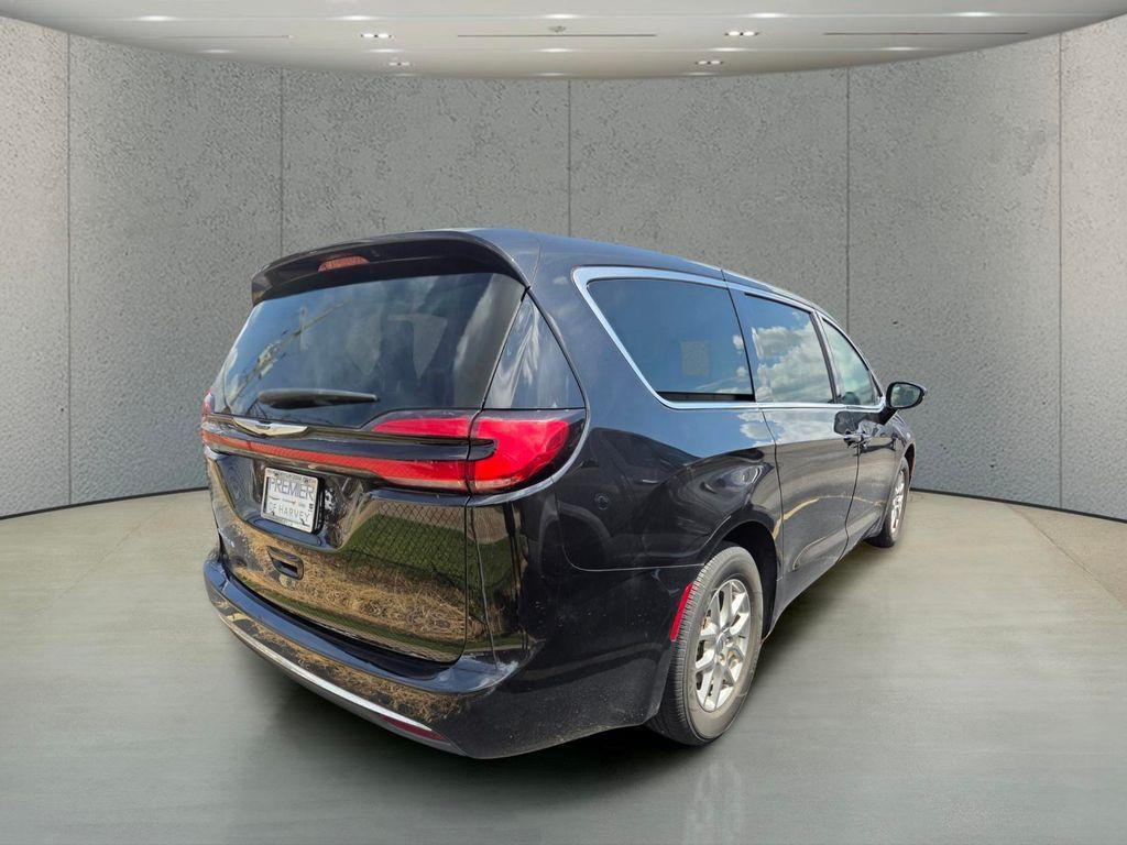 Chrysler Pacifica 2024