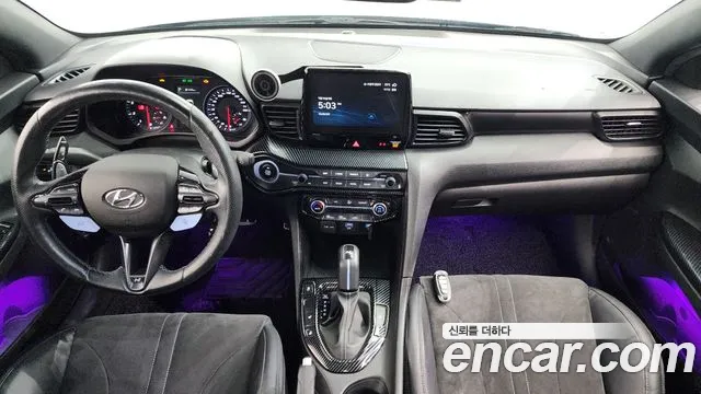 Hyundai Veloster 2021