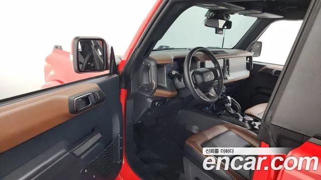 Ford Bronco 2024
