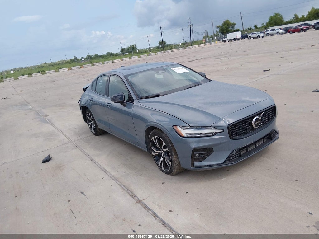 Volvo S60 2024