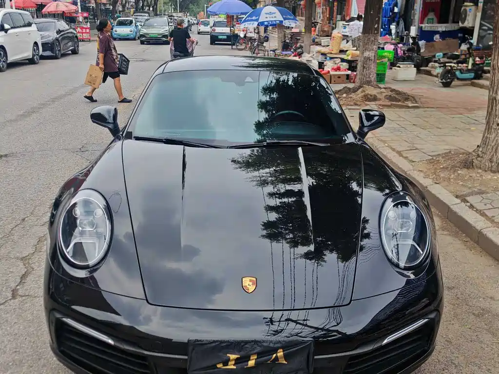 Porsche 911 2021