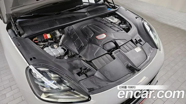 Porsche Cayenne 2020