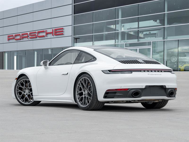 Porsche 911 2024