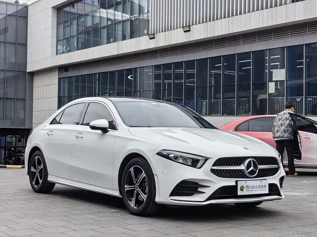 Mercedes-Benz A-Класс 2023