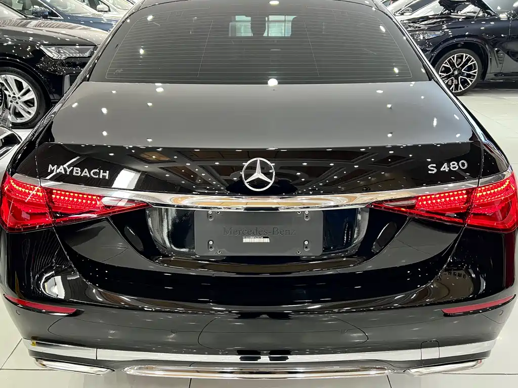 Mercedes-Benz Maybach S-Класс 2023