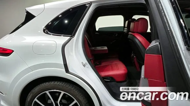 Porsche Cayenne 2020