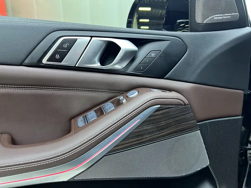 BMW X5 2023