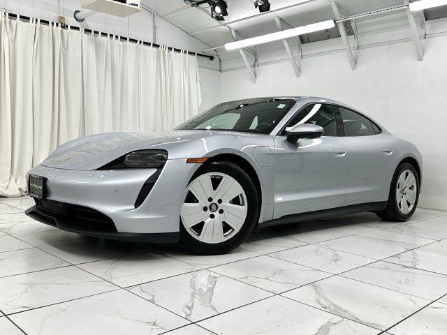 Porsche Taycan 2022