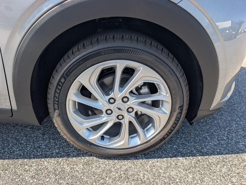 Chevrolet Bolt 2027