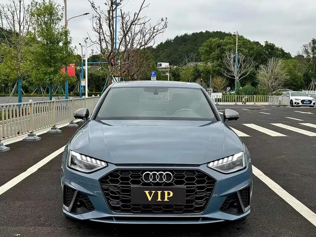 Audi A4 2022