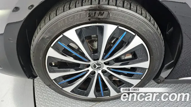 Mercedes-Benz EQE 2023