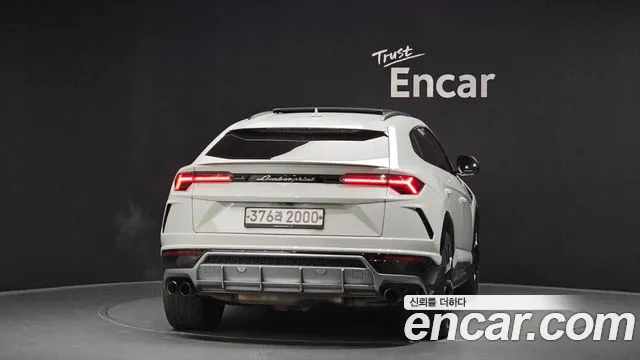Lamborghini Urus 2020