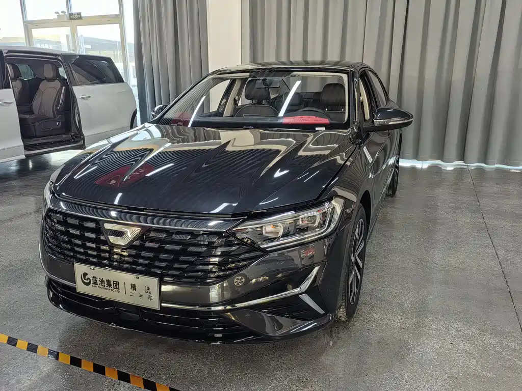 Jetta VA7 2025