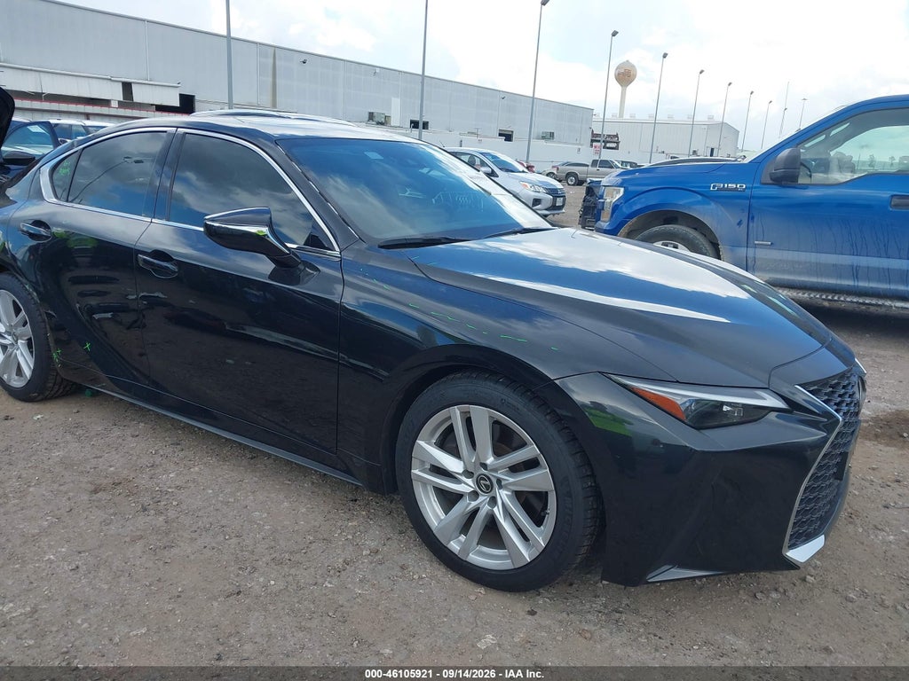 Lexus IS 300 2023