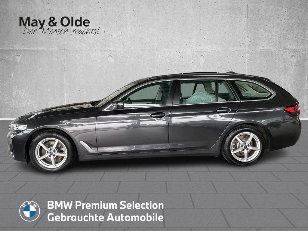 BMW 520 2022